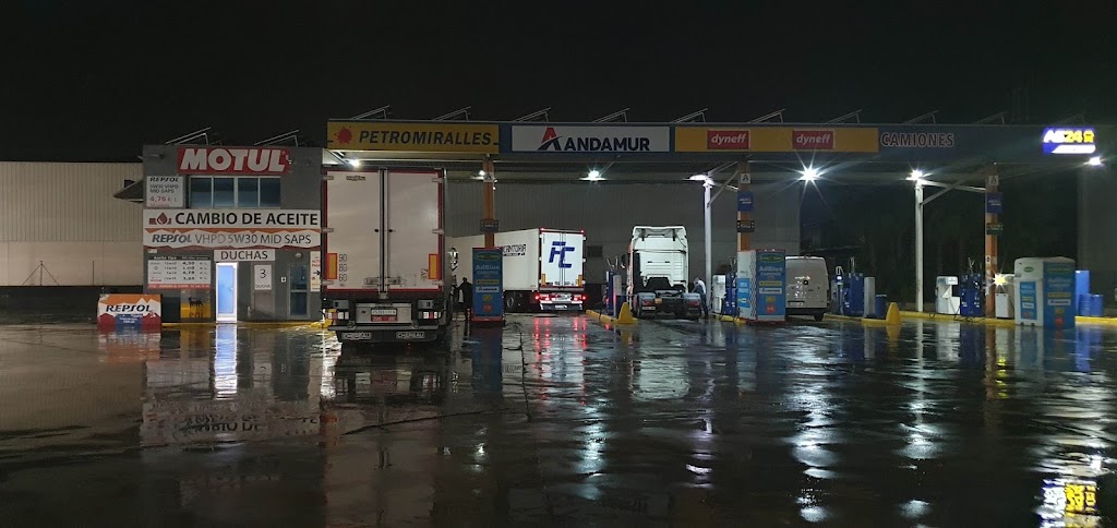 Petromiralles — Estacion de servicio