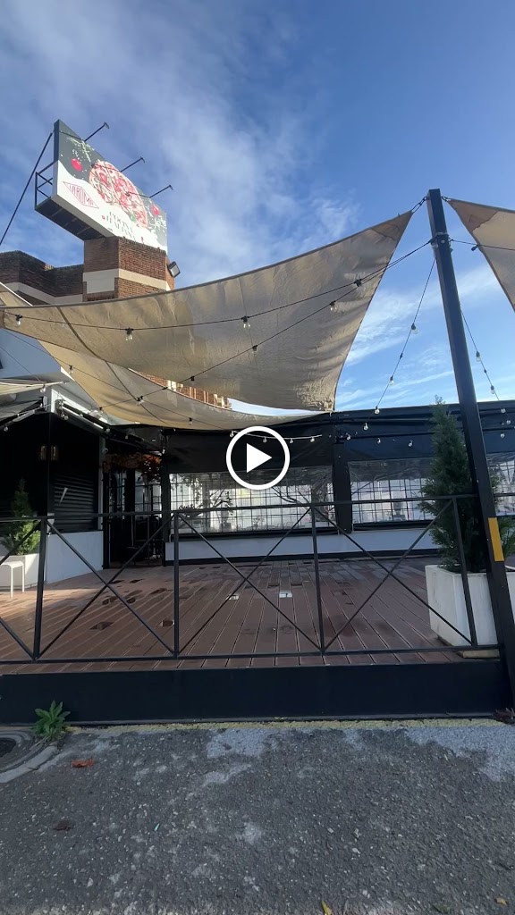 Pizzeria La Roma Utrera — Videos