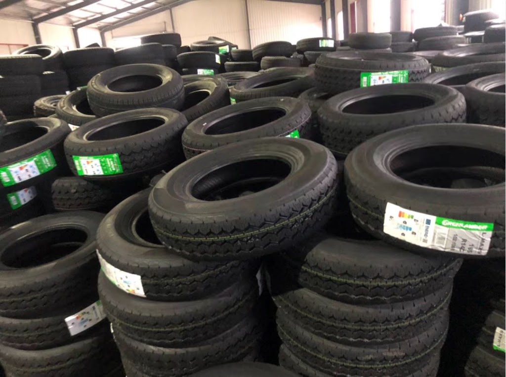 Neumaticos Tire Sol
