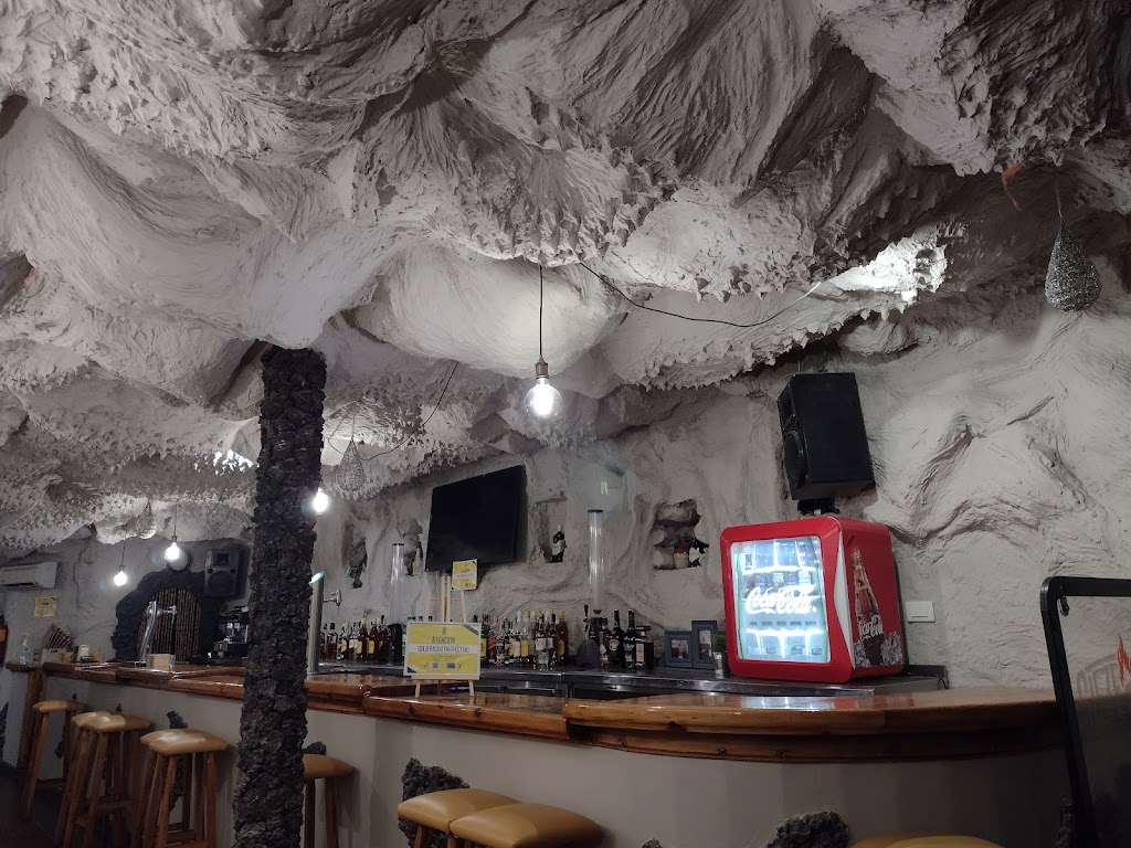 Sie7e Islas Burger Bar — Ambiente