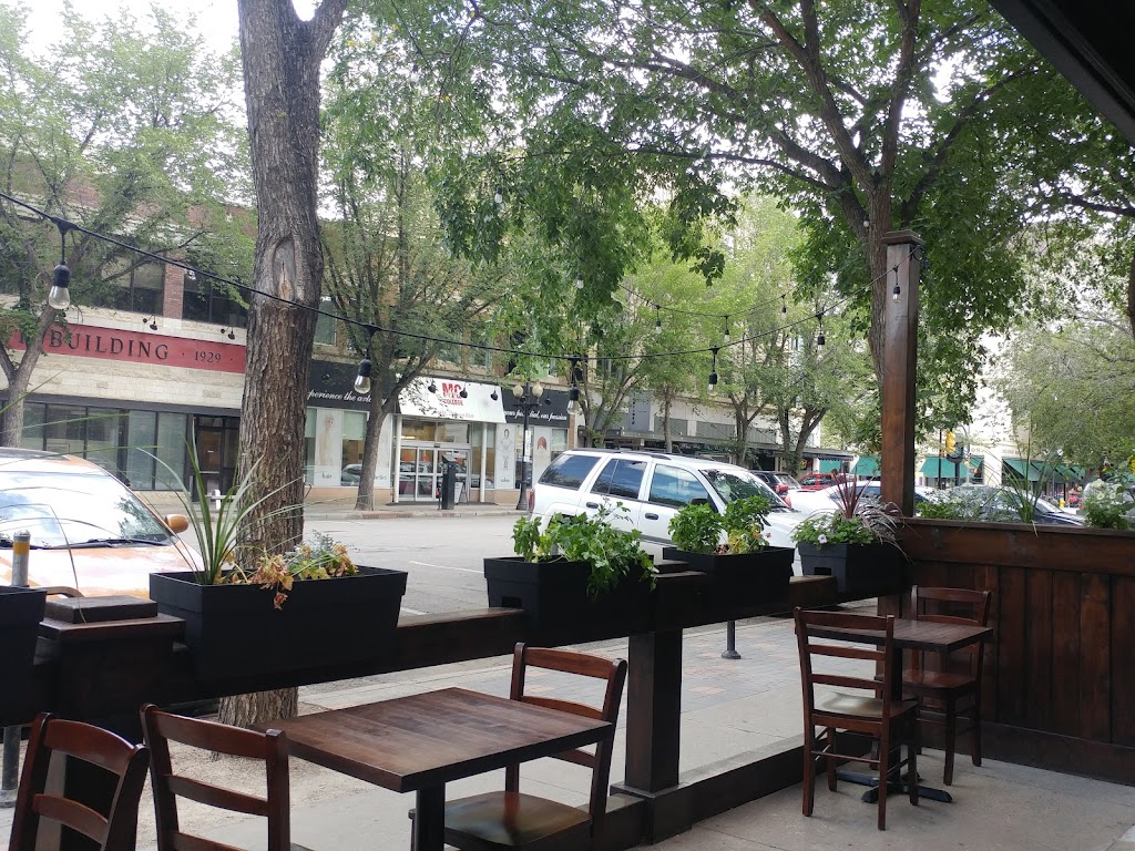 Taverna Italian Kitchen + Bar in Saskatoon