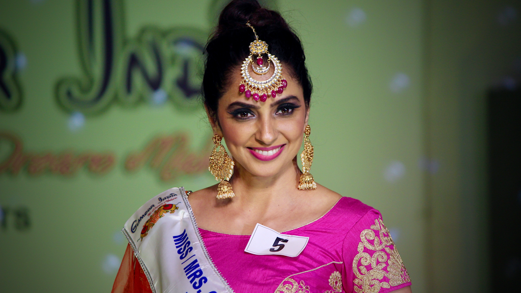 Omorfi Salon By Meenu Nandwana Beauty Parlour In Kota Bridal Make Up Artist In Kota