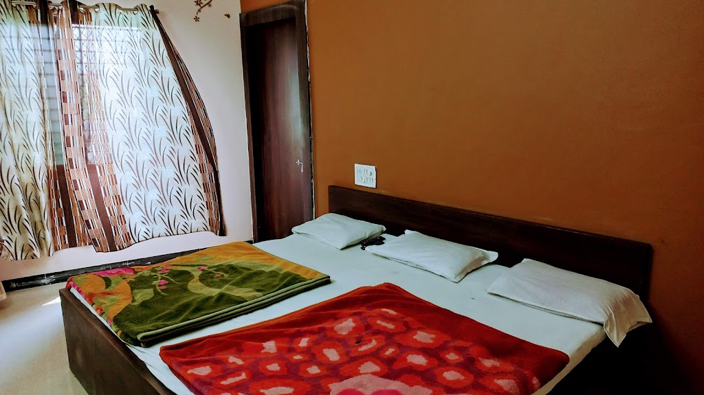 Hotel Raj