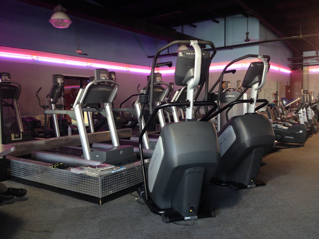  Universal Fitness Hiram