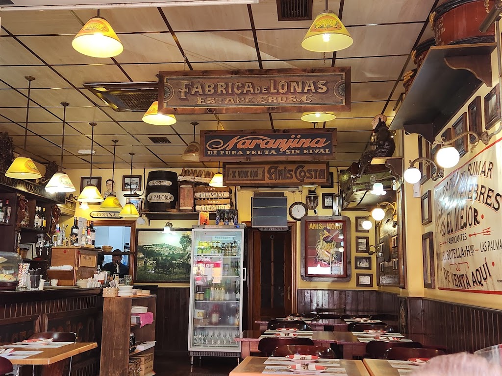 Taberna El Picoteo Maspalomas — Ambiente