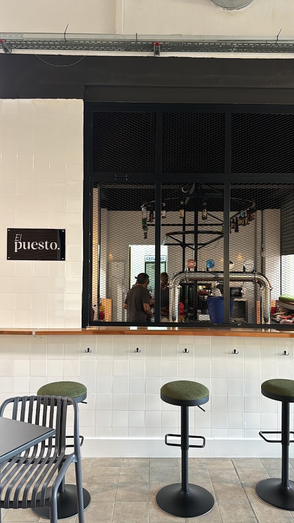 El Puesto de la plaza