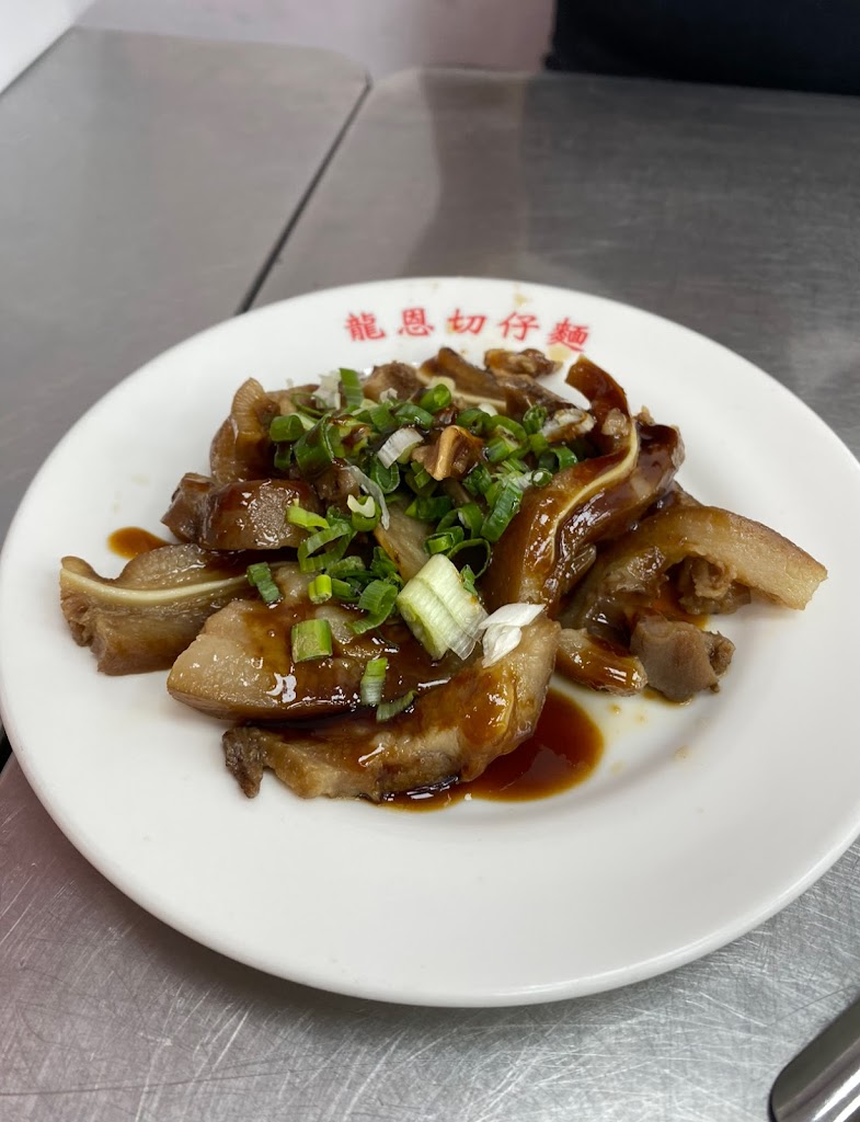 龍恩焢肉飯(新海店) 的照片