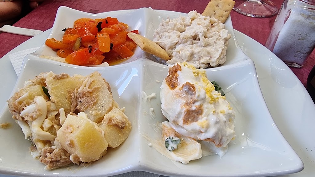 Restaurante La Veronica — Comida y bebida