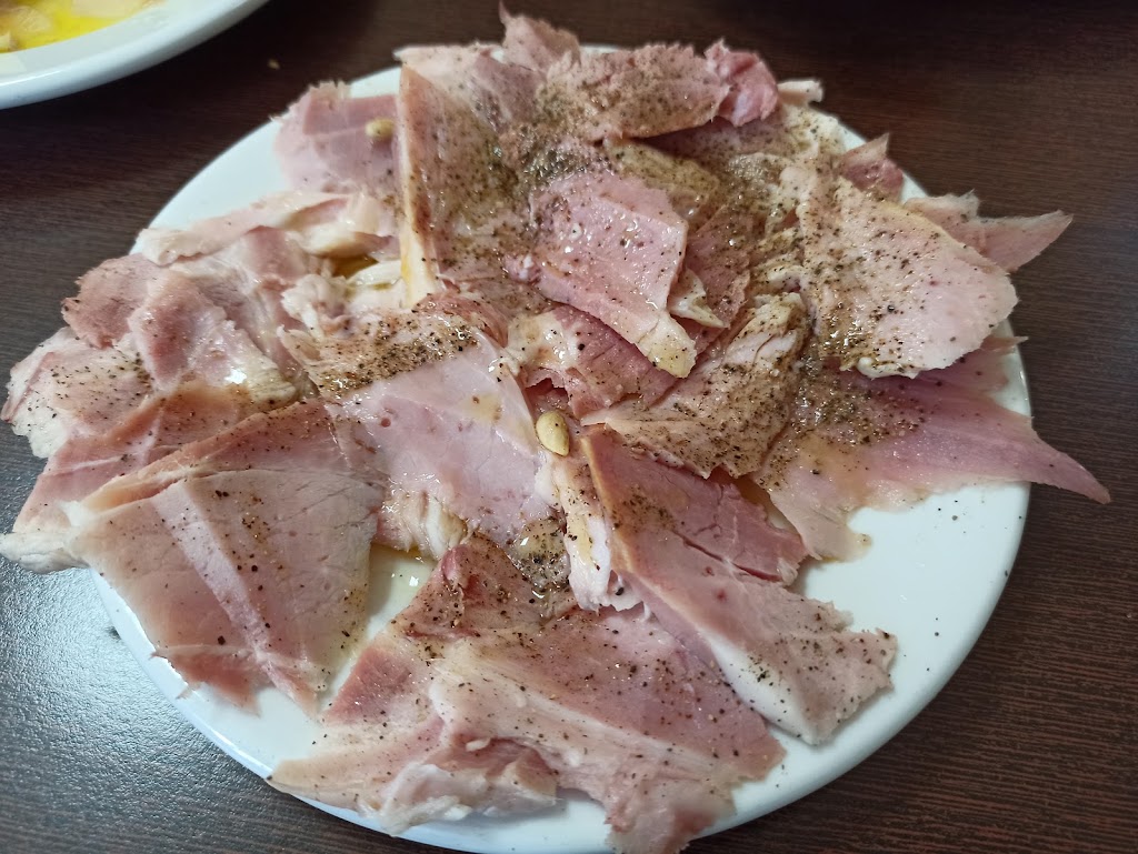 Bar Cadenas — Comida y bebida
