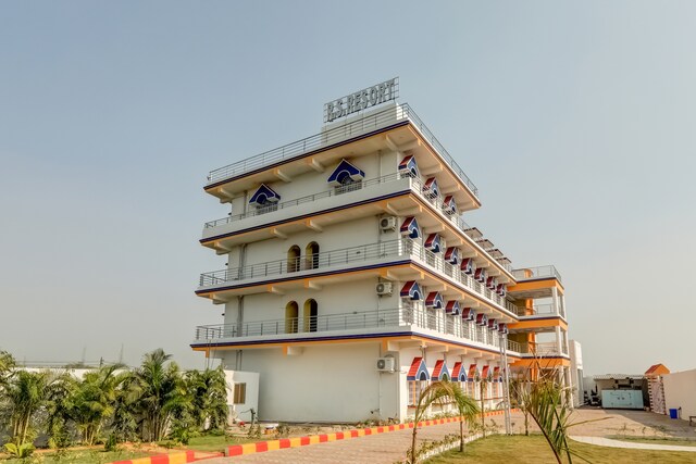 Flagship Rs Resort