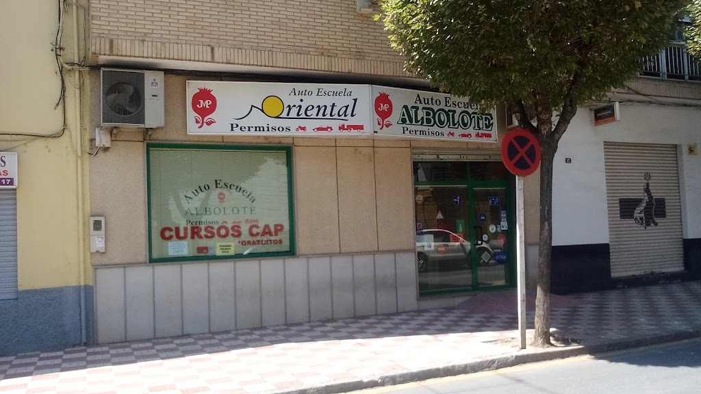 AUTO ESCUELA ORIENTAL — Automovil