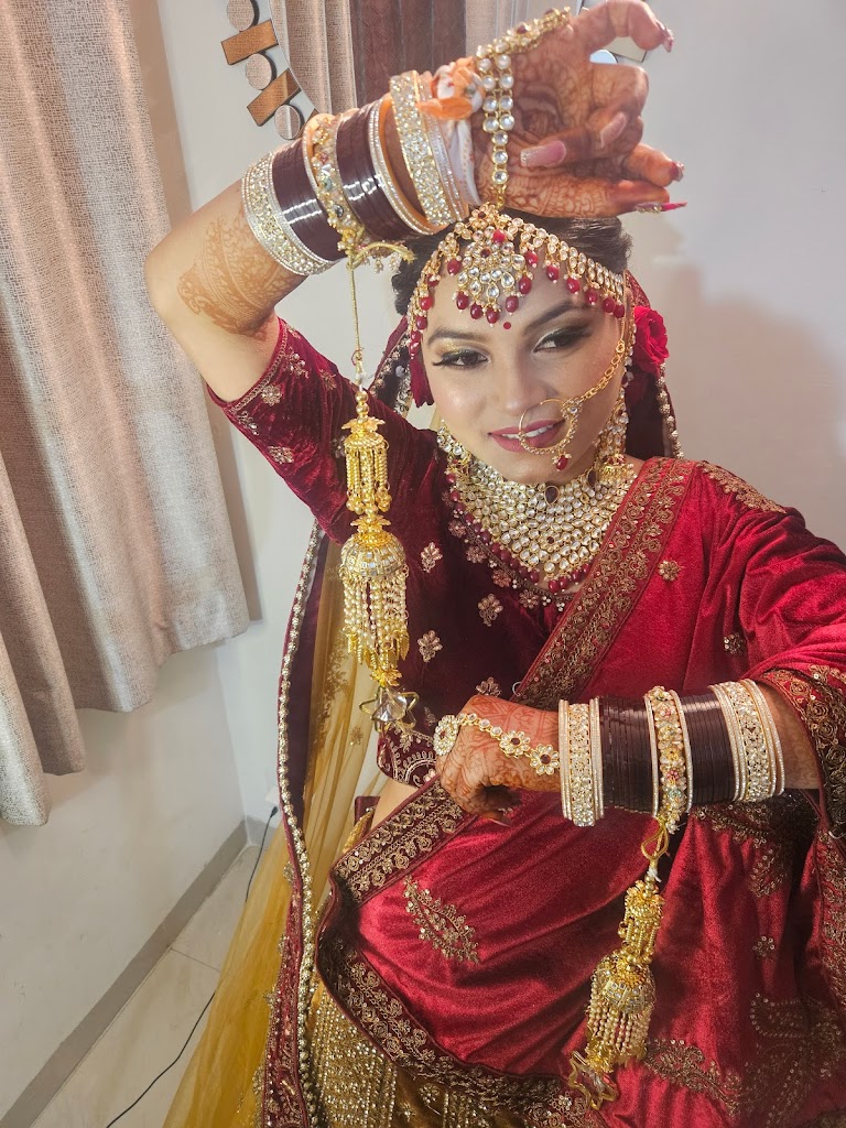 Mrs Sharma Makeup Studio Beauty Parlour By Shivani Sharma Best Bridal Makeup Artist In Muradnagar 201206