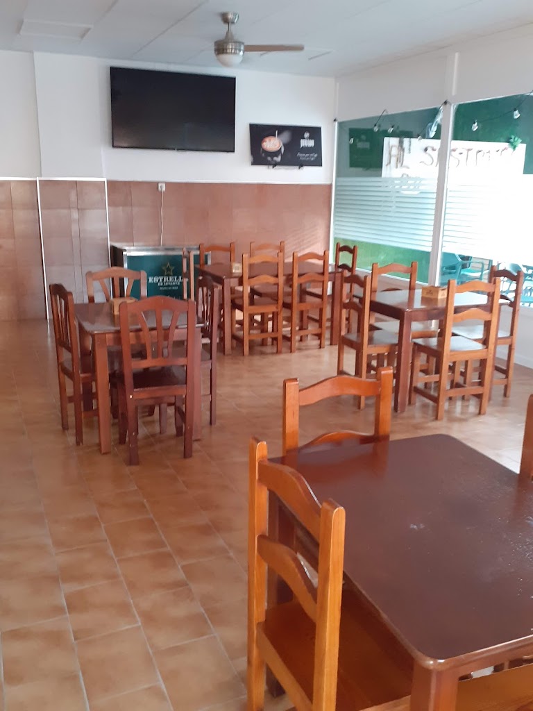 Al Sastreso Bar — Ambiente