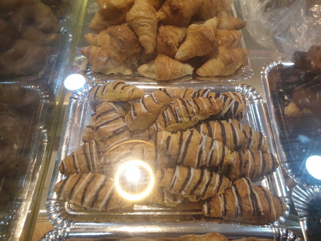 Panaderia La Tahona de Arroyo — Comida y bebida