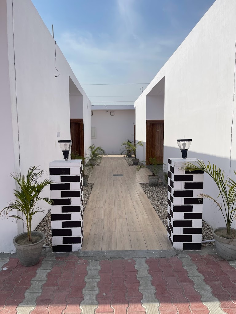Hotel Nri