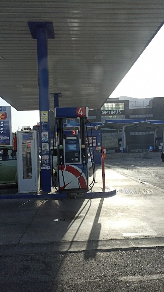 Q8 Gasolinera Calpe — Estacion de servicio
