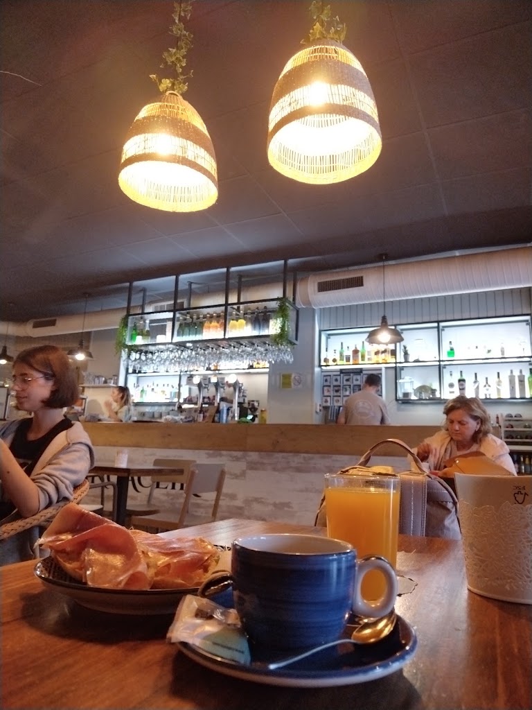 Bar Cangaceiro — Comida y bebida