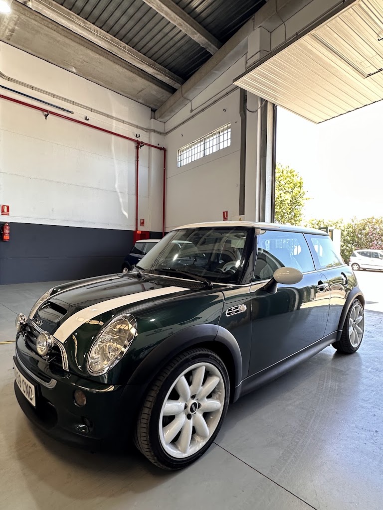 AM Performance Taller independiente especialista en mercedes y amg. Taller red ista, especialistas Bmw y Mini — Del propietario