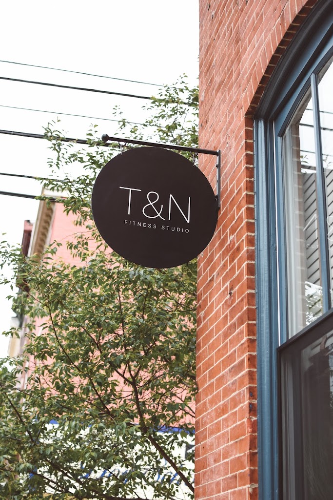  Train & Nourish - Personal Trainer Philadelphia Art Museum