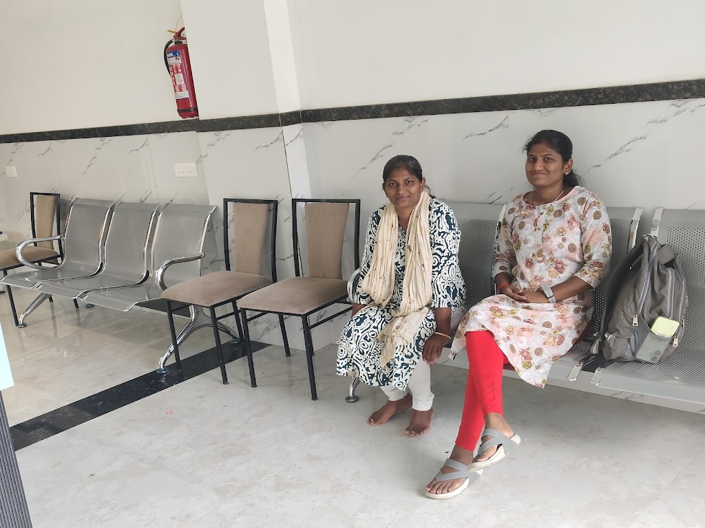 Dr. Gindewar Hospital