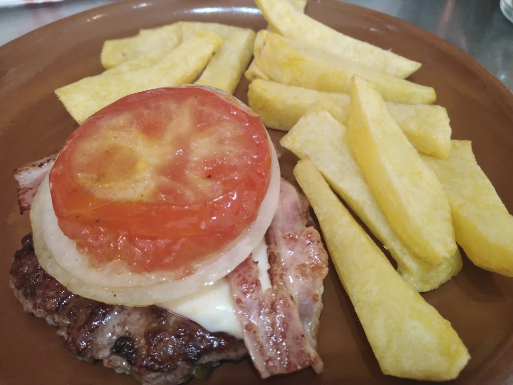 Cafe-Bar El Llamador — Papas fritas