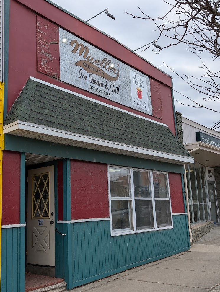  Mueller's Quality Grill and Ice Cream