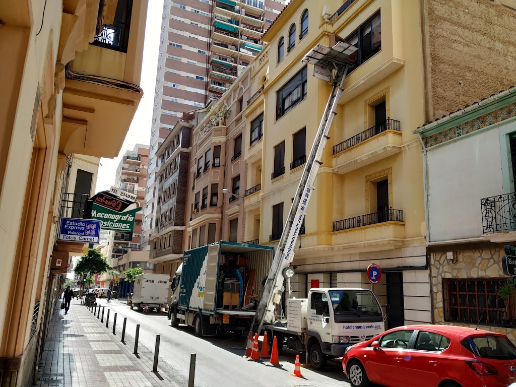 Residencia para Personas Mayores Dependientes Lledo
