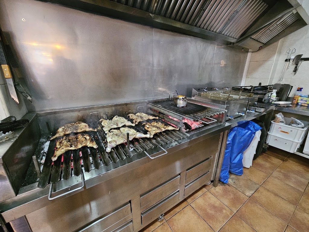 Me suda el pollo — Ambiente