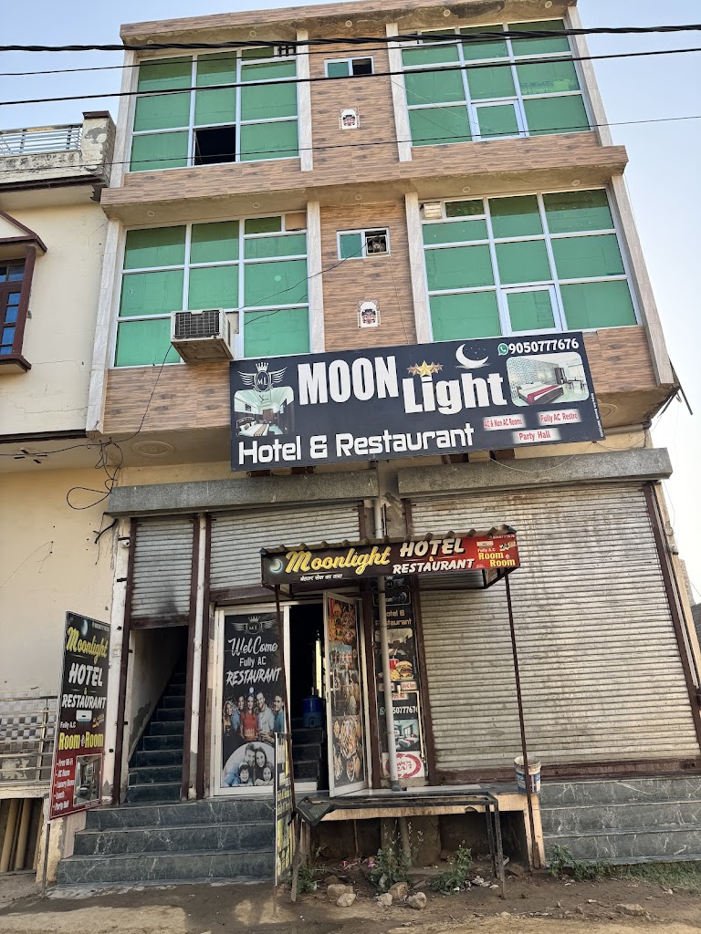 Moonlight Hotel Restaurant