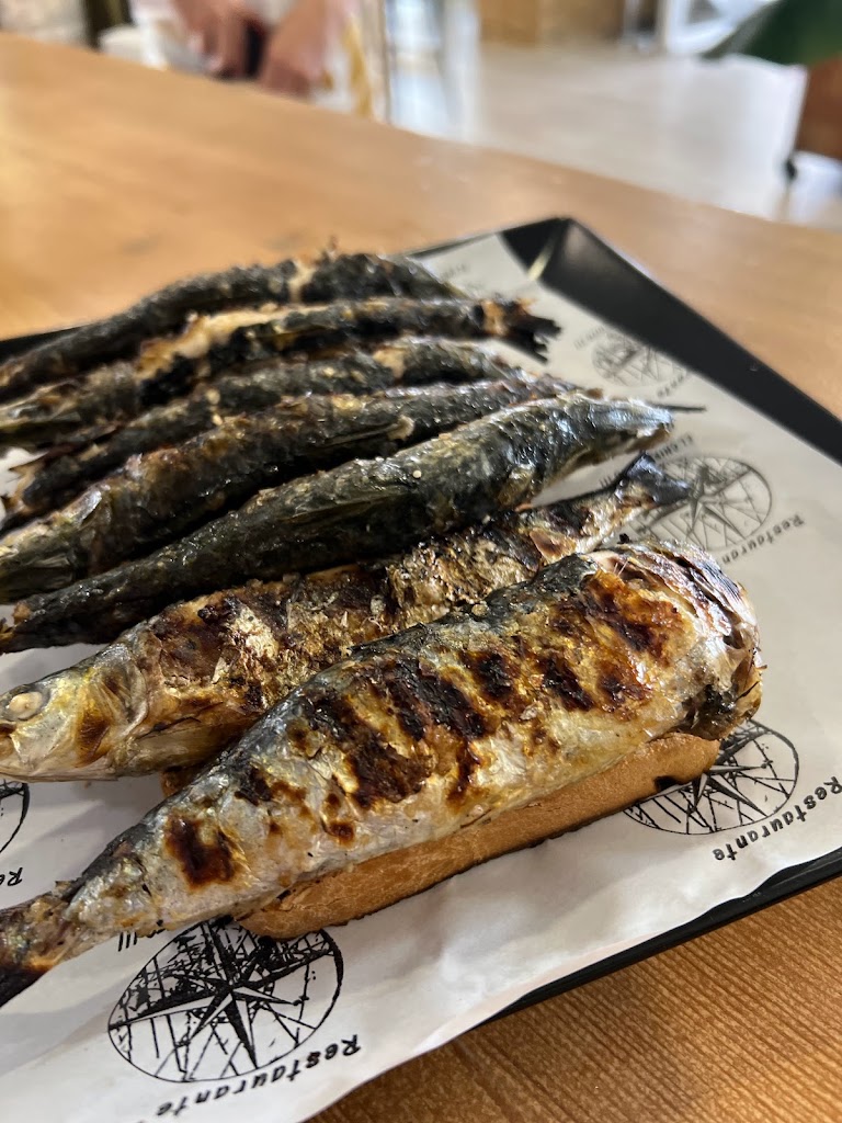 El chiringuito 3 — Comida y bebida