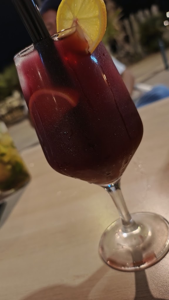 Central Friends — Comida y bebida