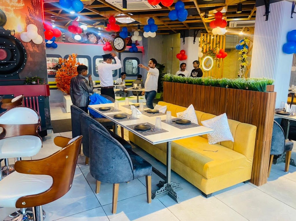 The Food Train Restaurants In Loni Ghaziabad Family Restaurants In Loni