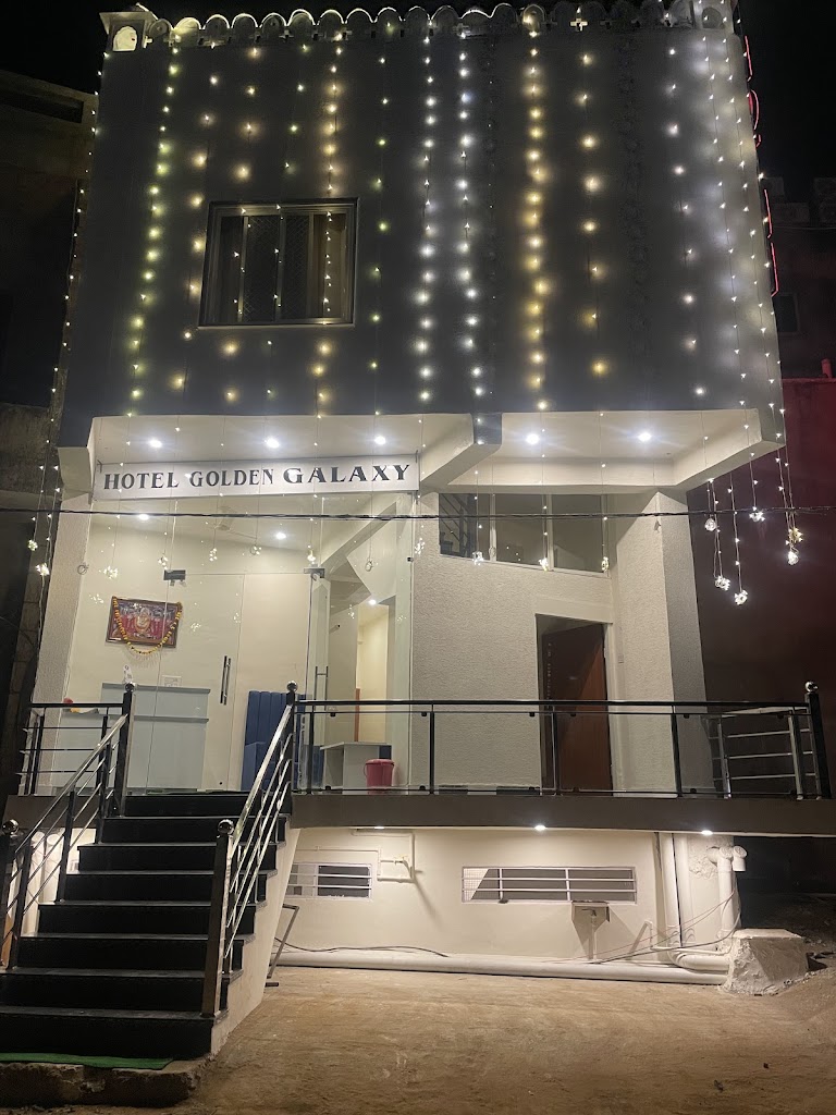 Hotel Golden Galaxy