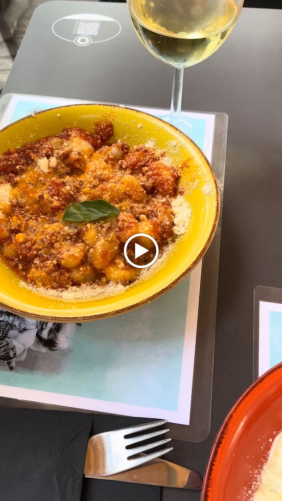 Ristorante Cucci — Videos