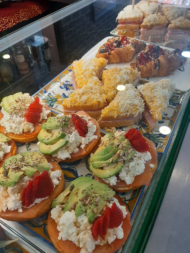Cafe Bar Milan — Mas recientes