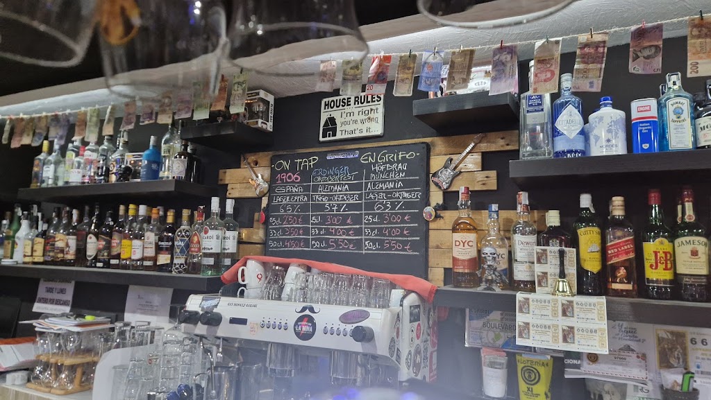 Cerveceria Boulevard — Ambiente