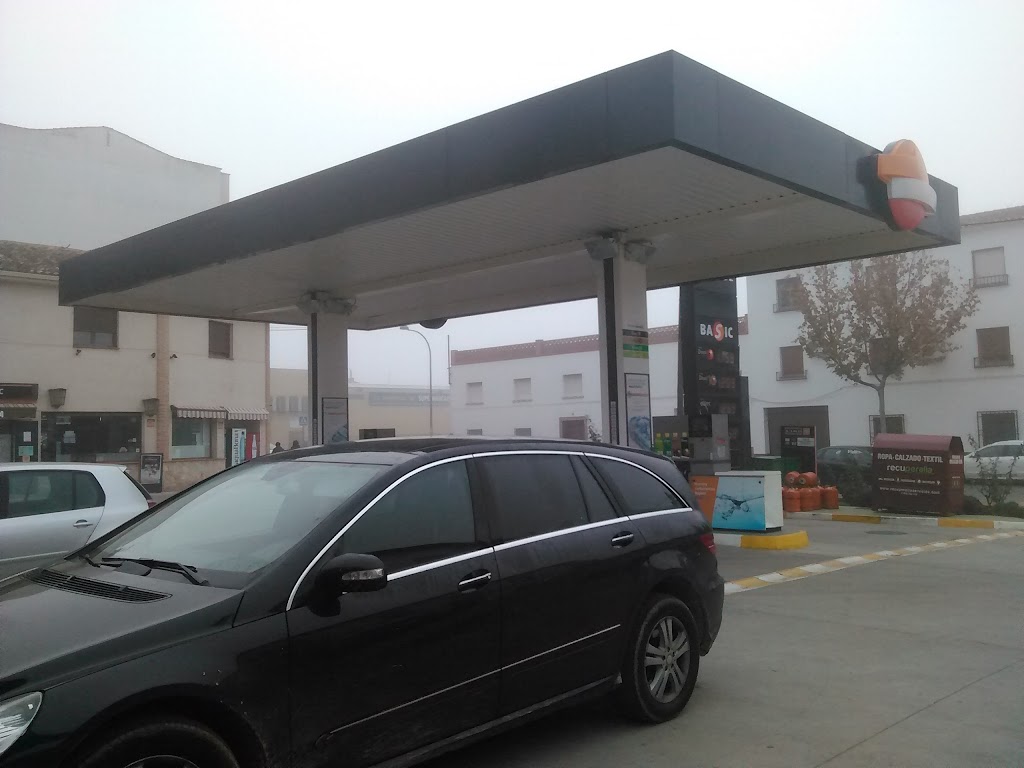 Estacion de Servicio Repsol — Surtidor de combustible
