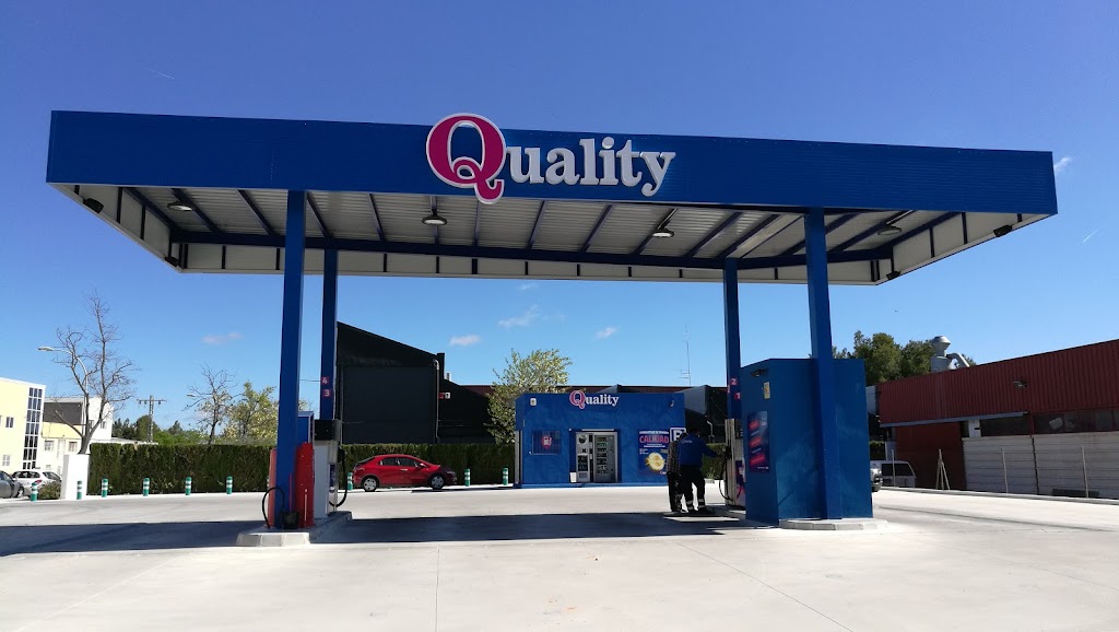 Gasolinera Quality Almansa (Abierto 24 HORAS) — Exterior