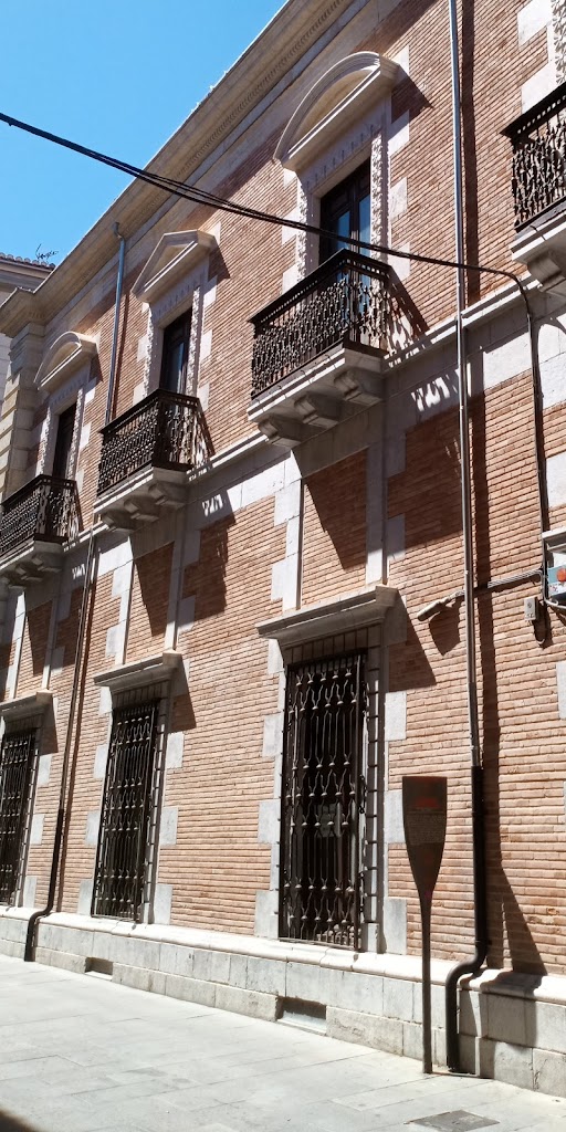 Palacio del Conde Luque (de las Columnas)