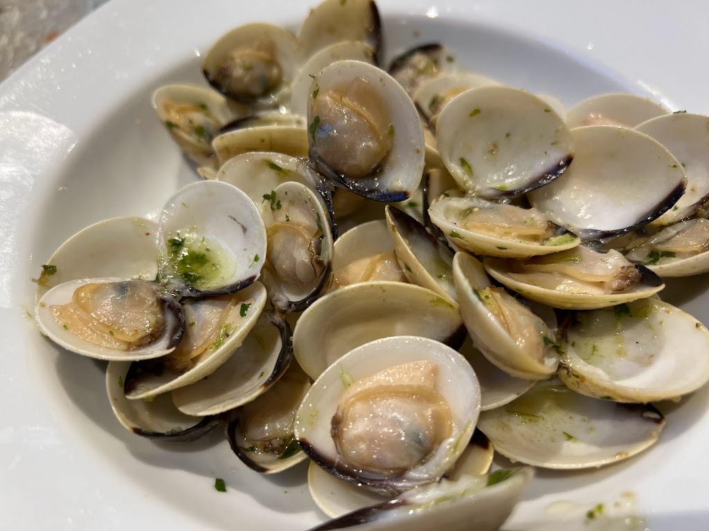 Restaurante Tiberius — Comida y bebida