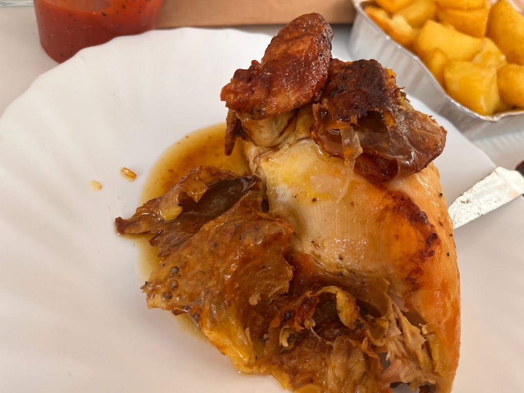 Rostisseria Bermudez — Comida y bebida