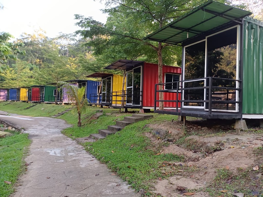 GIBS Ecotourism Resort