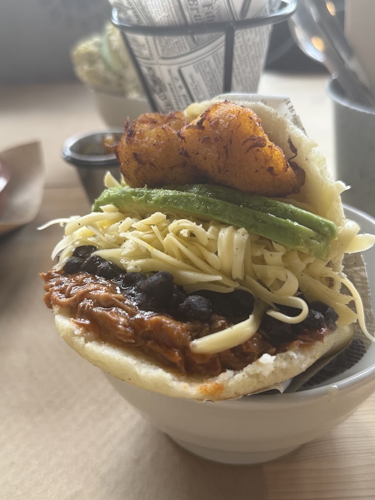 Kismar latin food & coffe — Comida y bebida