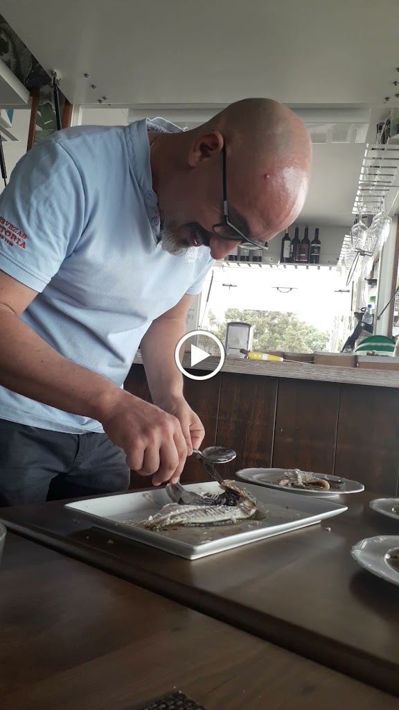 Restaurante "El Balneario Beach" — Videos