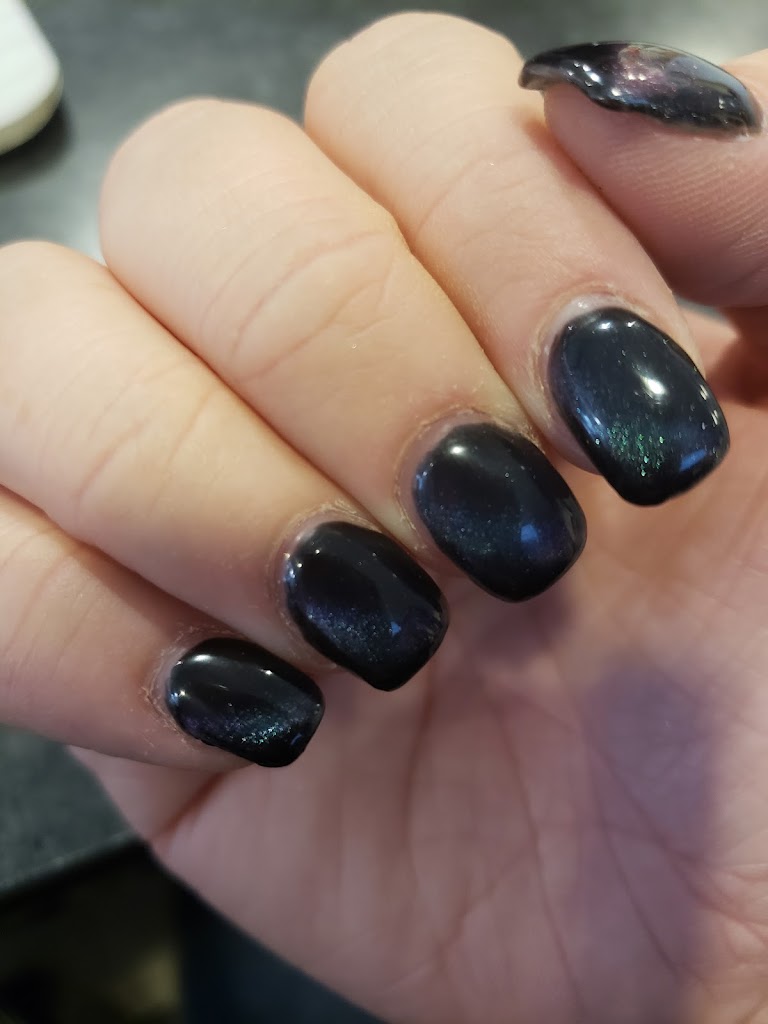 Stow Nails Main Image
