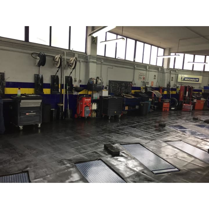 Euromaster Vigo Rodauto Galicia, S.L. — Del propietario