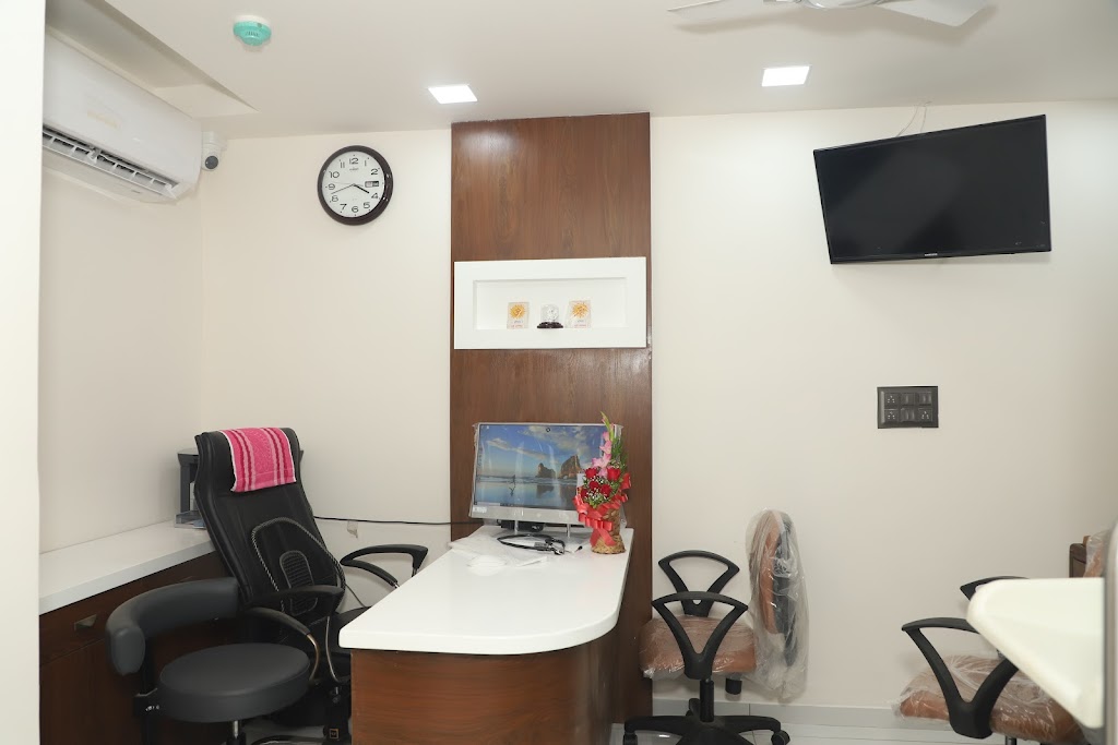 Akshar Eye Hospital Phaco Laser Center