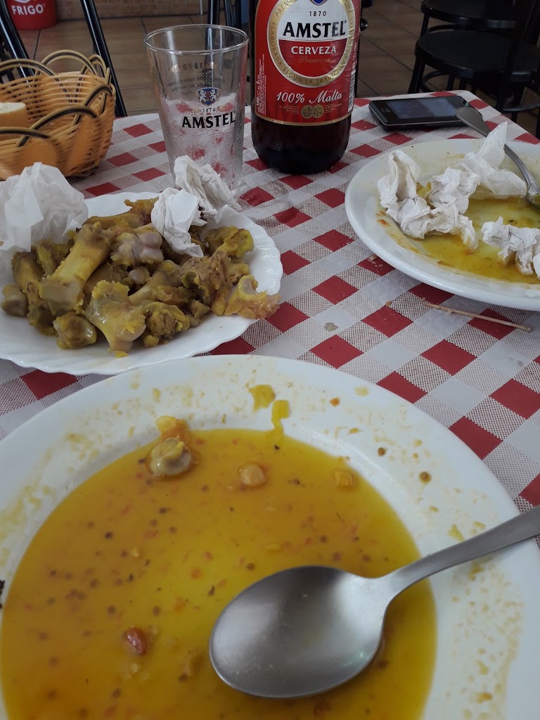 Bar Beatriz — Comida y bebida