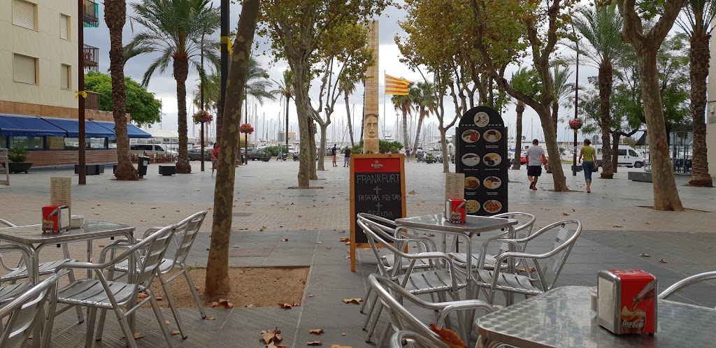 Hormiga Cafeteria — Ambiente