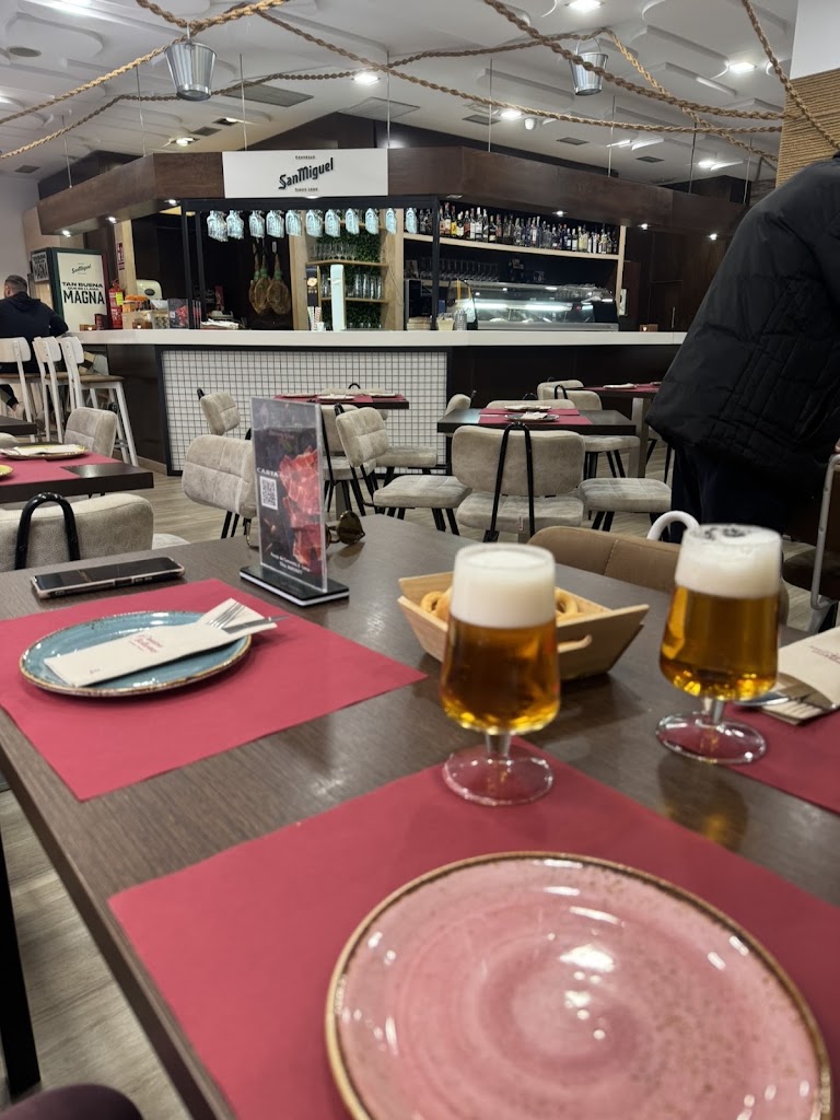 Cerveceria Taperia 4 bellotas — Mas recientes